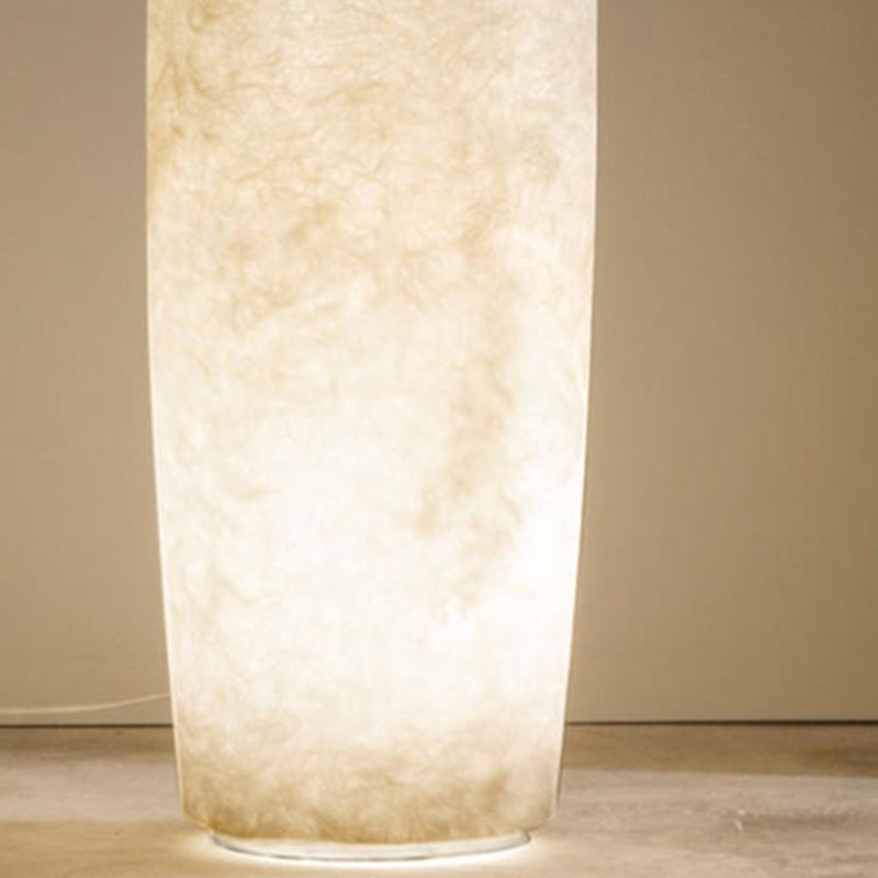 Laderonna Resin Floor Lamp-Moonnatur