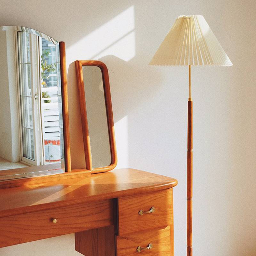 Gildencove Fabric Floor Lamp-Moonnatur