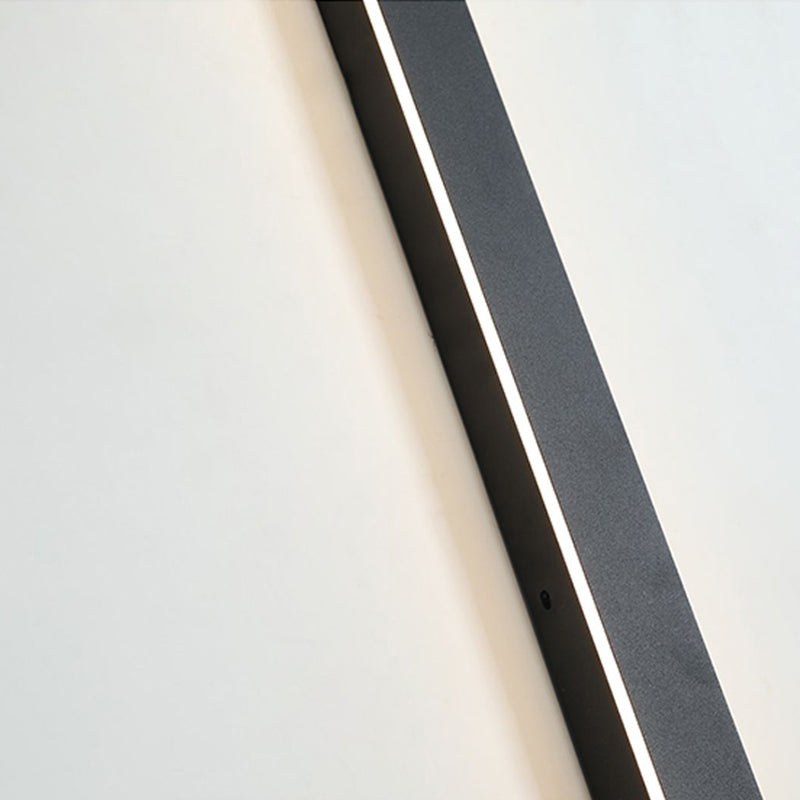Silex Linear Outdoor Wall Lamp - Neutralighting