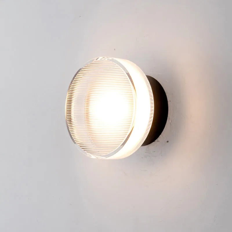 Darnelwell Acrylic Wall Light-Moonnatur