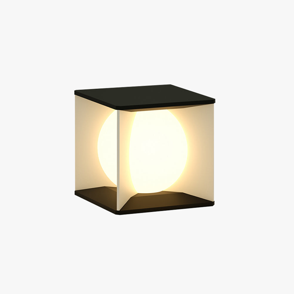 Larenwynne Acrylic Outdoor Light-Moonnatur
