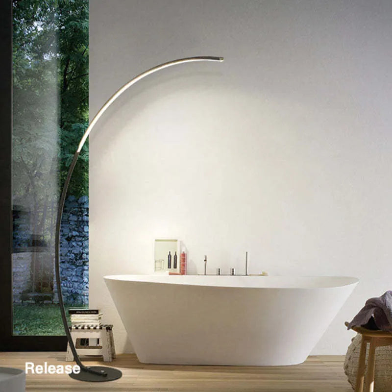 Baldenlynne Metal Floor Lamp-Moonnatur