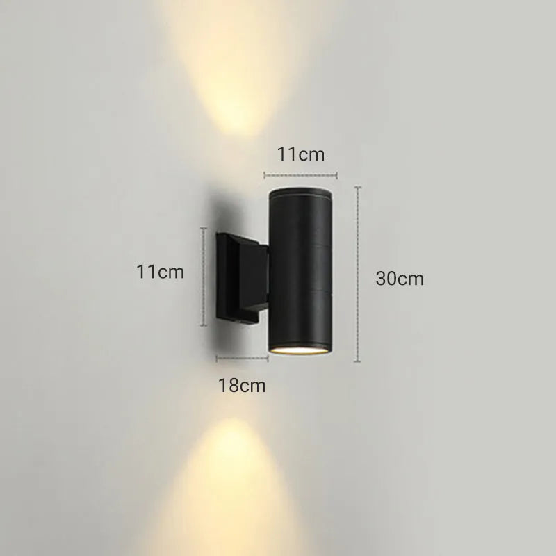 Kren Minimalist Metal Double-headed Outdoor Wall Lamp, Black - Neutralighting