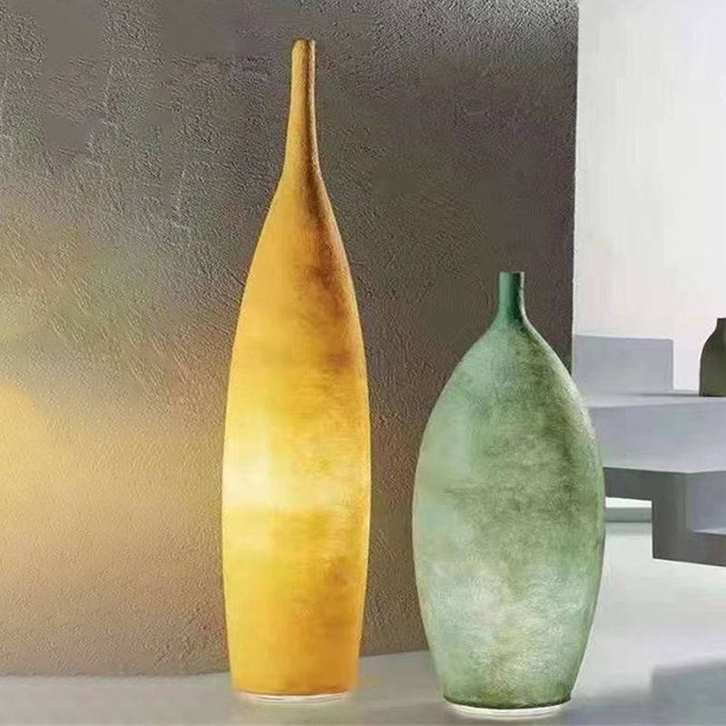 Laderonna Resin Floor Lamp-Moonnatur