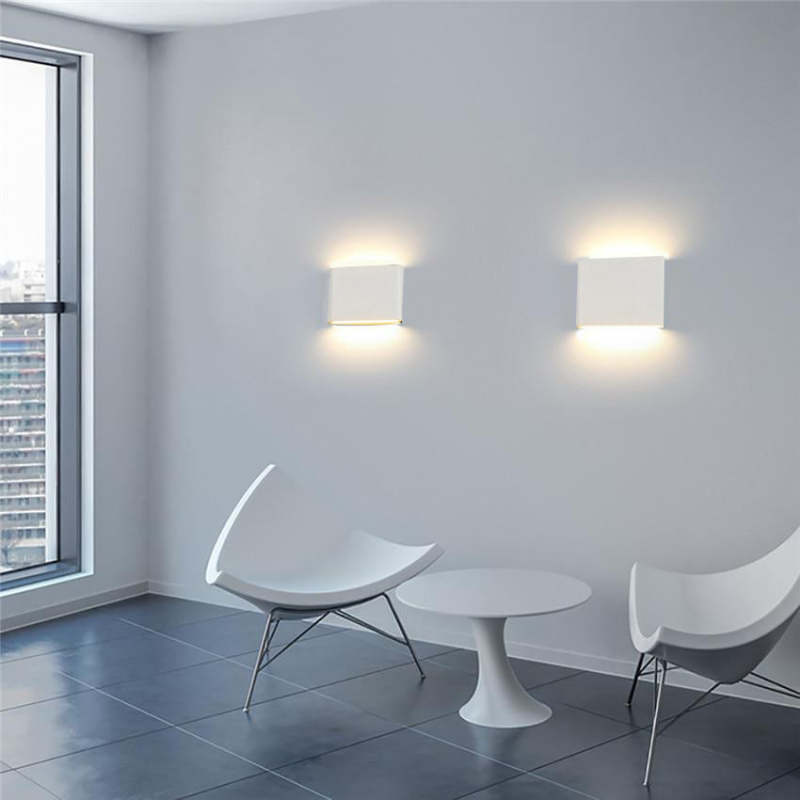 Bastro Modern Rectagulart Waterproof Outdoor Wall Lamp, Black/White - Neutralighting