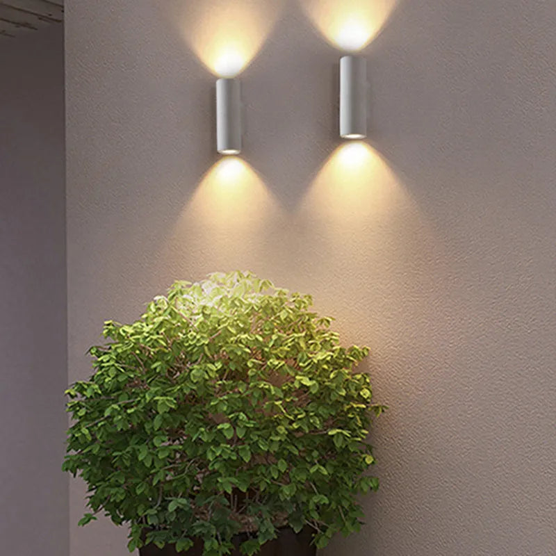 Corenmere Cement Wall Light-Moonnatur
