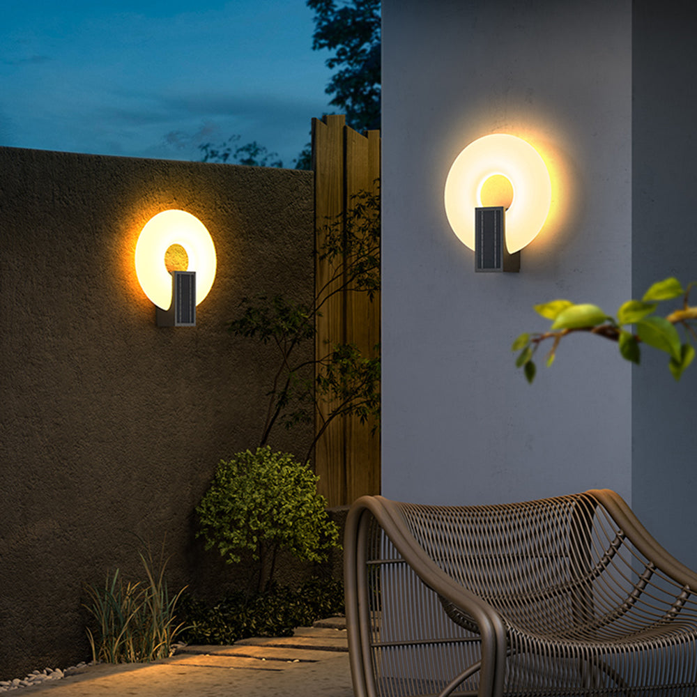 Redrenwick Acrylic Wall Light-Moonnatur