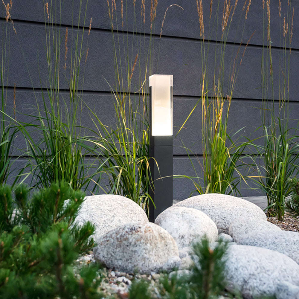 Tarnelhill Metal Outdoor Light-Moonnatur