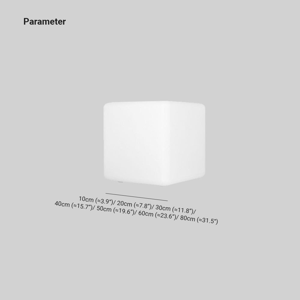 Cardelara Polyethylene Outdoor Light-Moonnatur