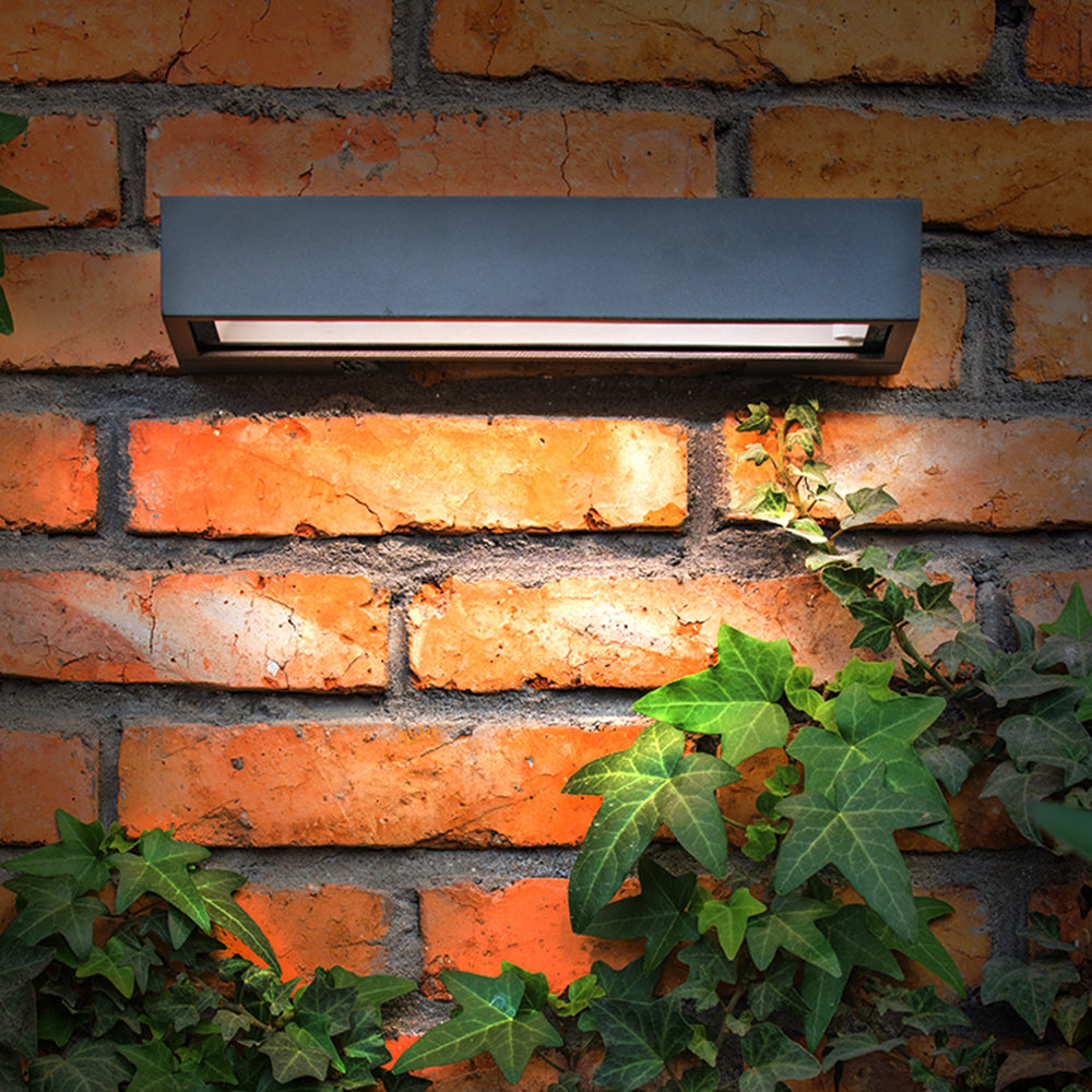 Beldenonna Acrylic Wall Light-Moonnatur