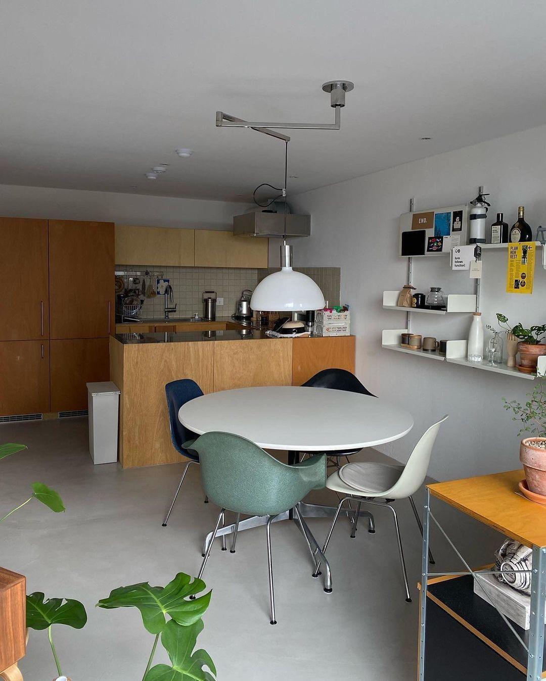 Vollara Glass Pendant Light-Moonnatur