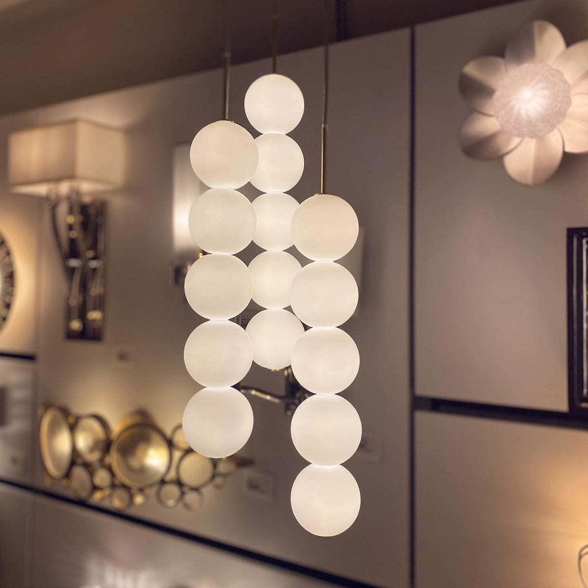 Meralis Glass Pendant Lamp-Moonnatur