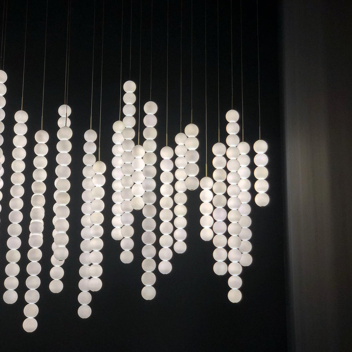 Meralis Glass Pendant Lamp-Moonnatur