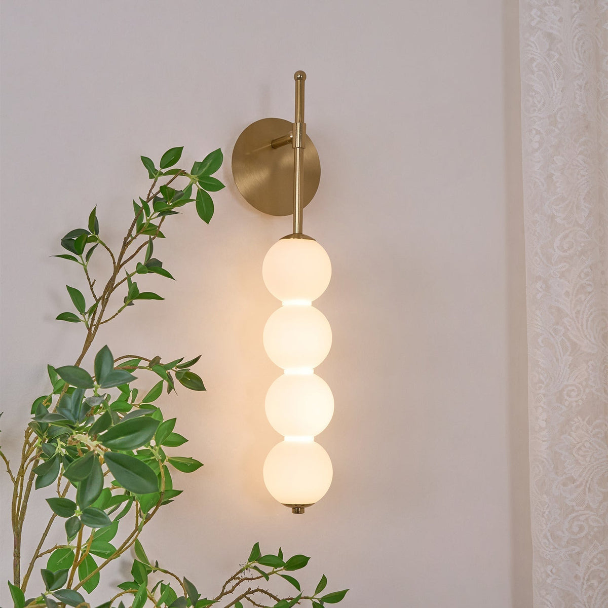 Wyreneth Glass Wall Light-Moonnatur