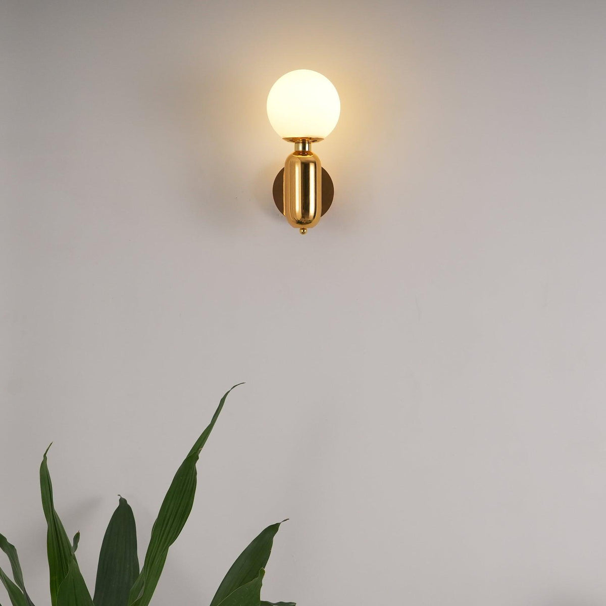 Xalenina Glass Wall Light-Moonnatur
