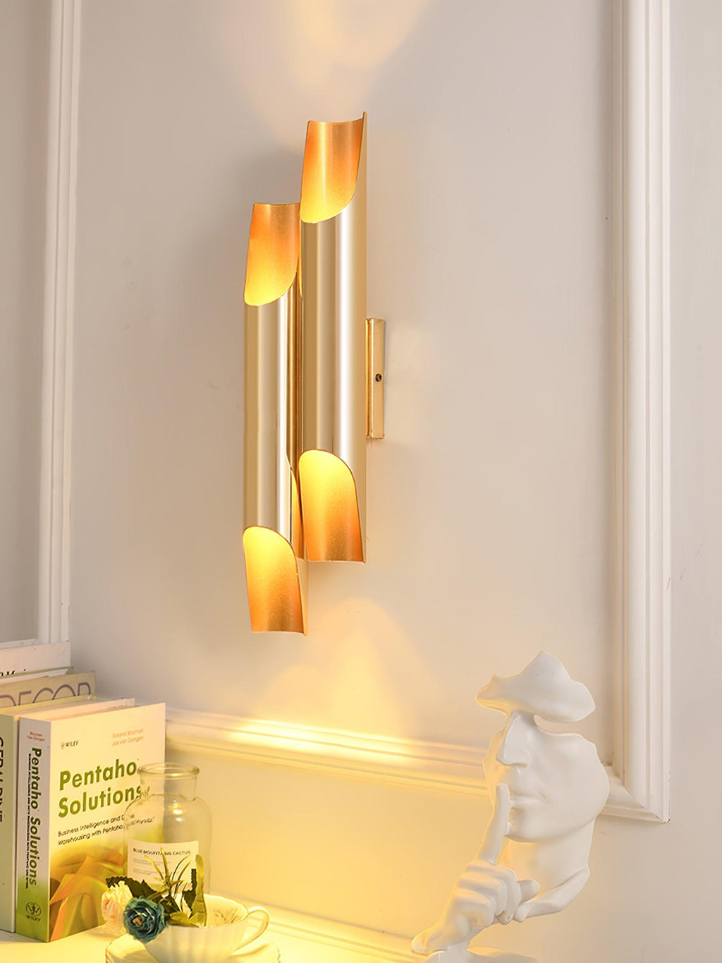 Morvenis Aluminium Wall Light-Moonnatur