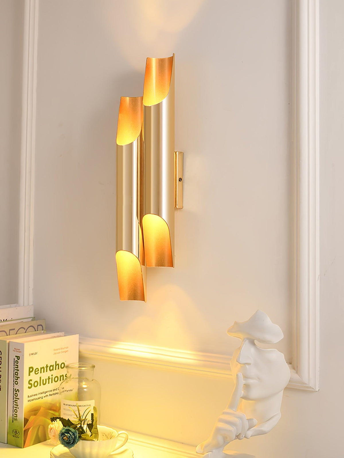 Morvenis Aluminium Wall Light-Moonnatur