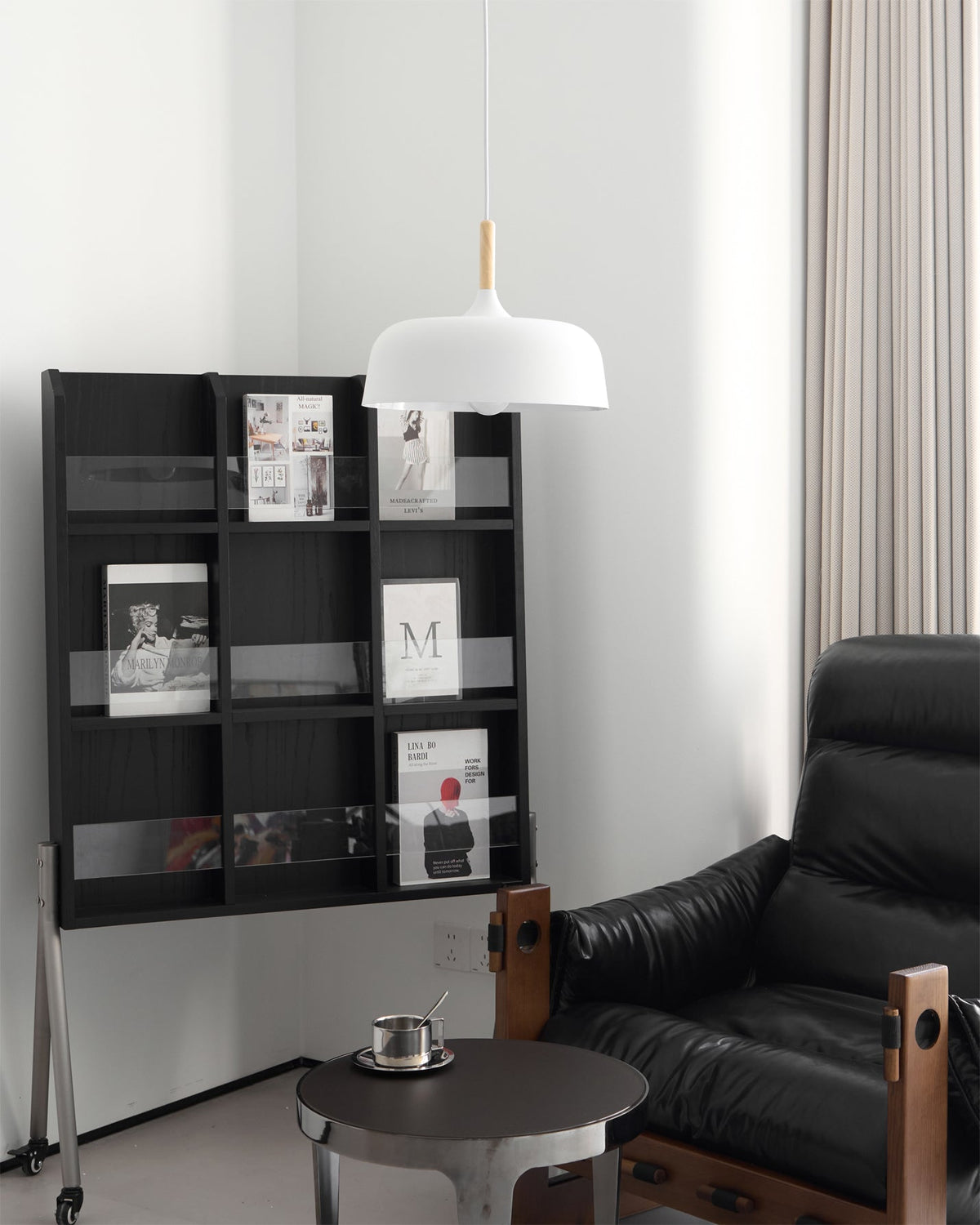 Xovelia Zinc Alloy Pendant Lamp-Moonnatur
