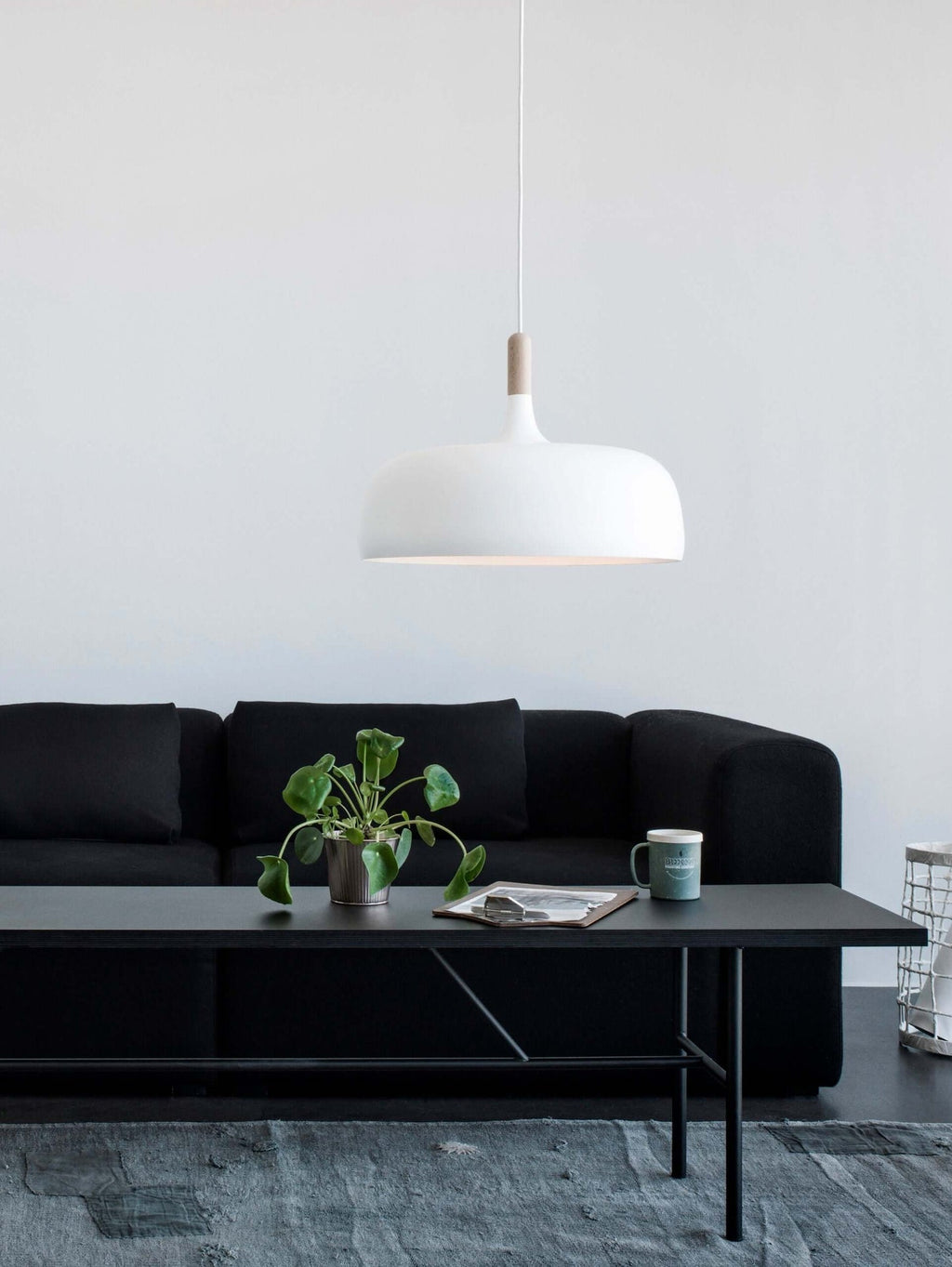 Xovelia Zinc Alloy Pendant Lamp-Moonnatur