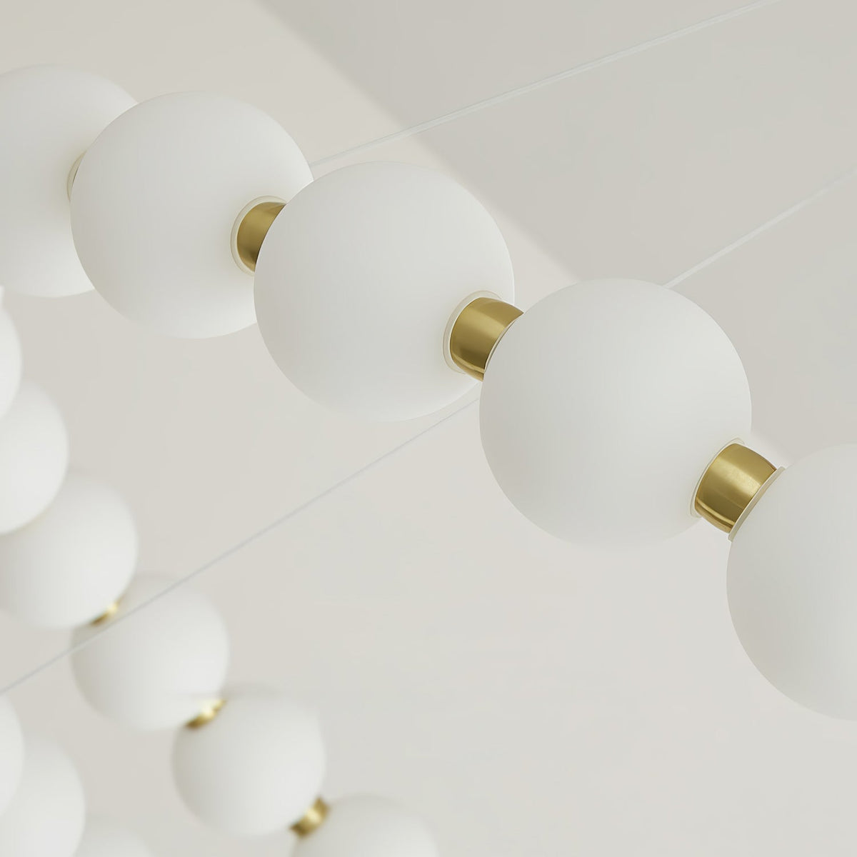 Isonelle Acrylic Chandelier-Moonnatur