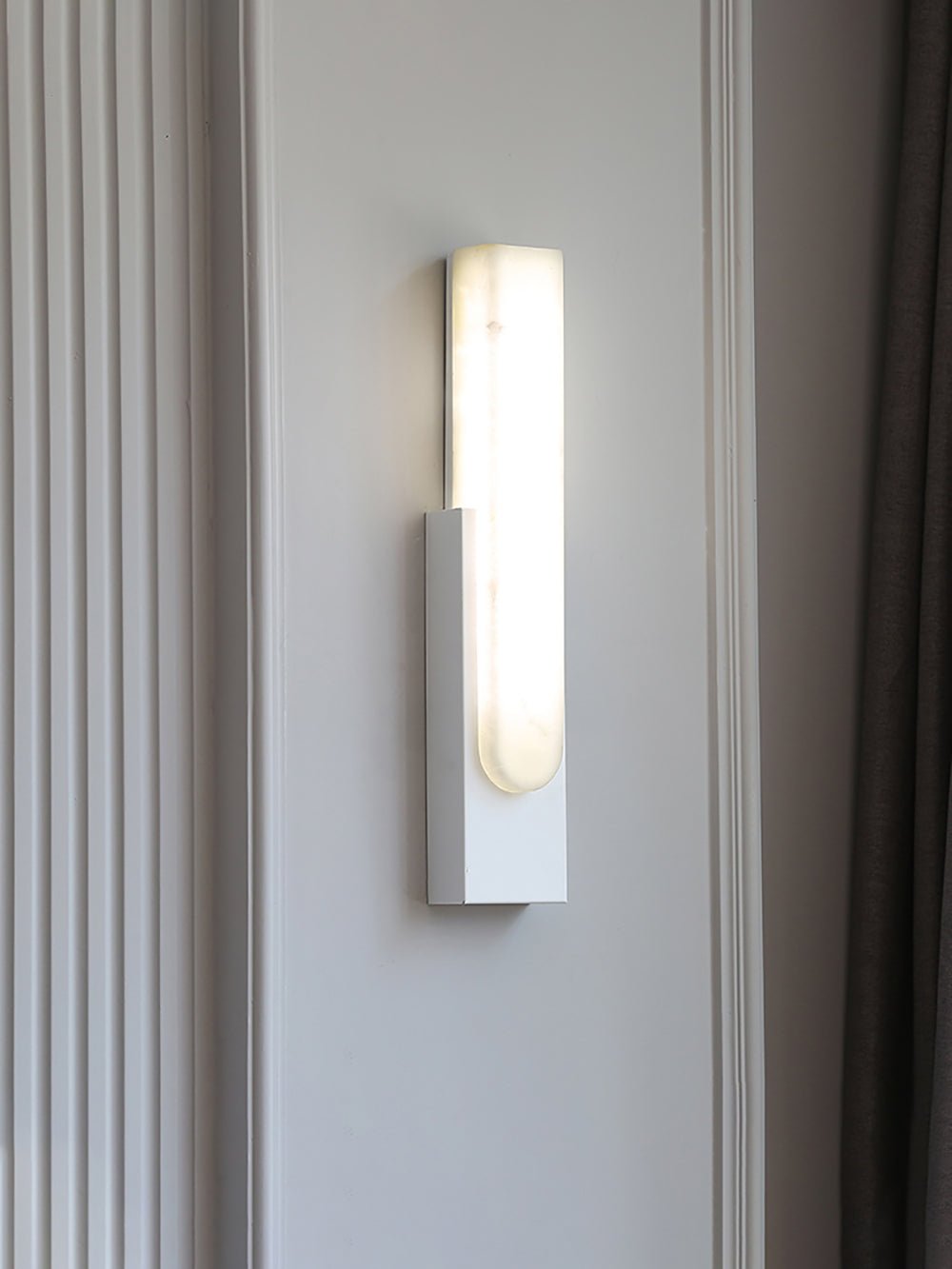 Valdenwell Alabaster Wall Light-Moonnatur