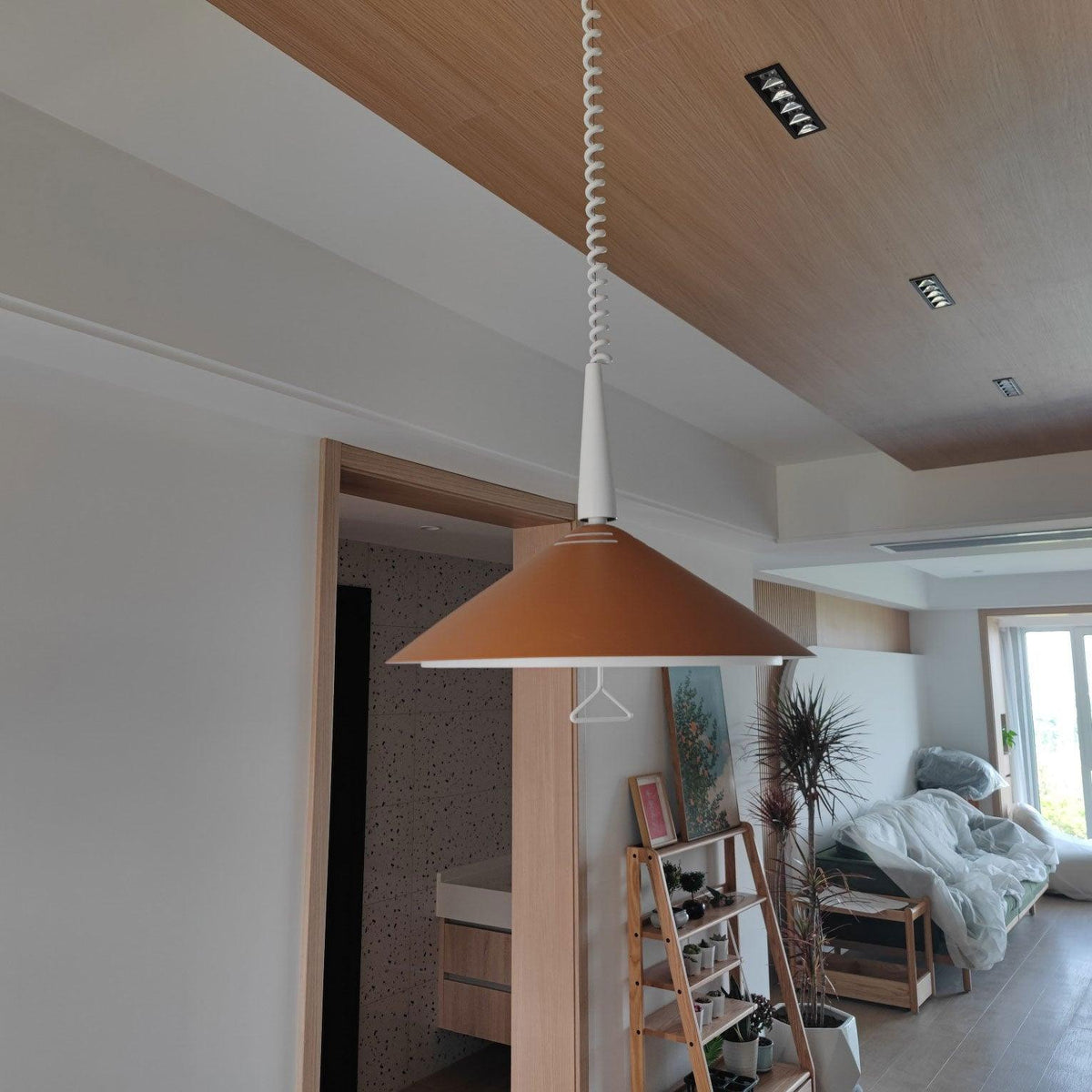 Everora Iron Pendant Light-Moonnatur