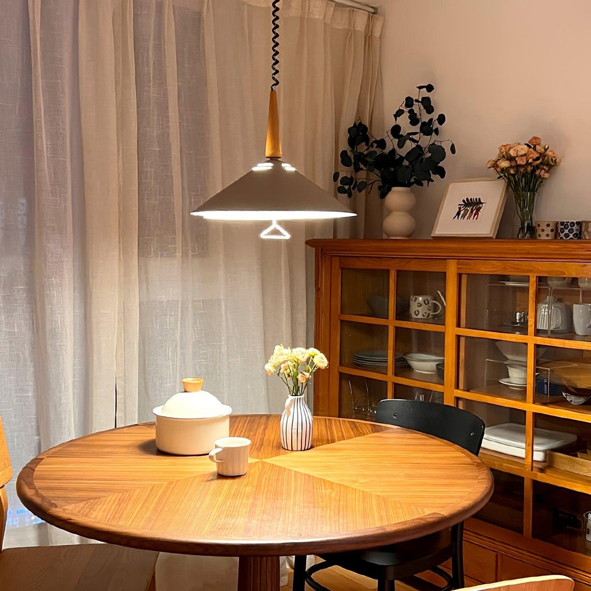 Everora Iron Pendant Light-Moonnatur