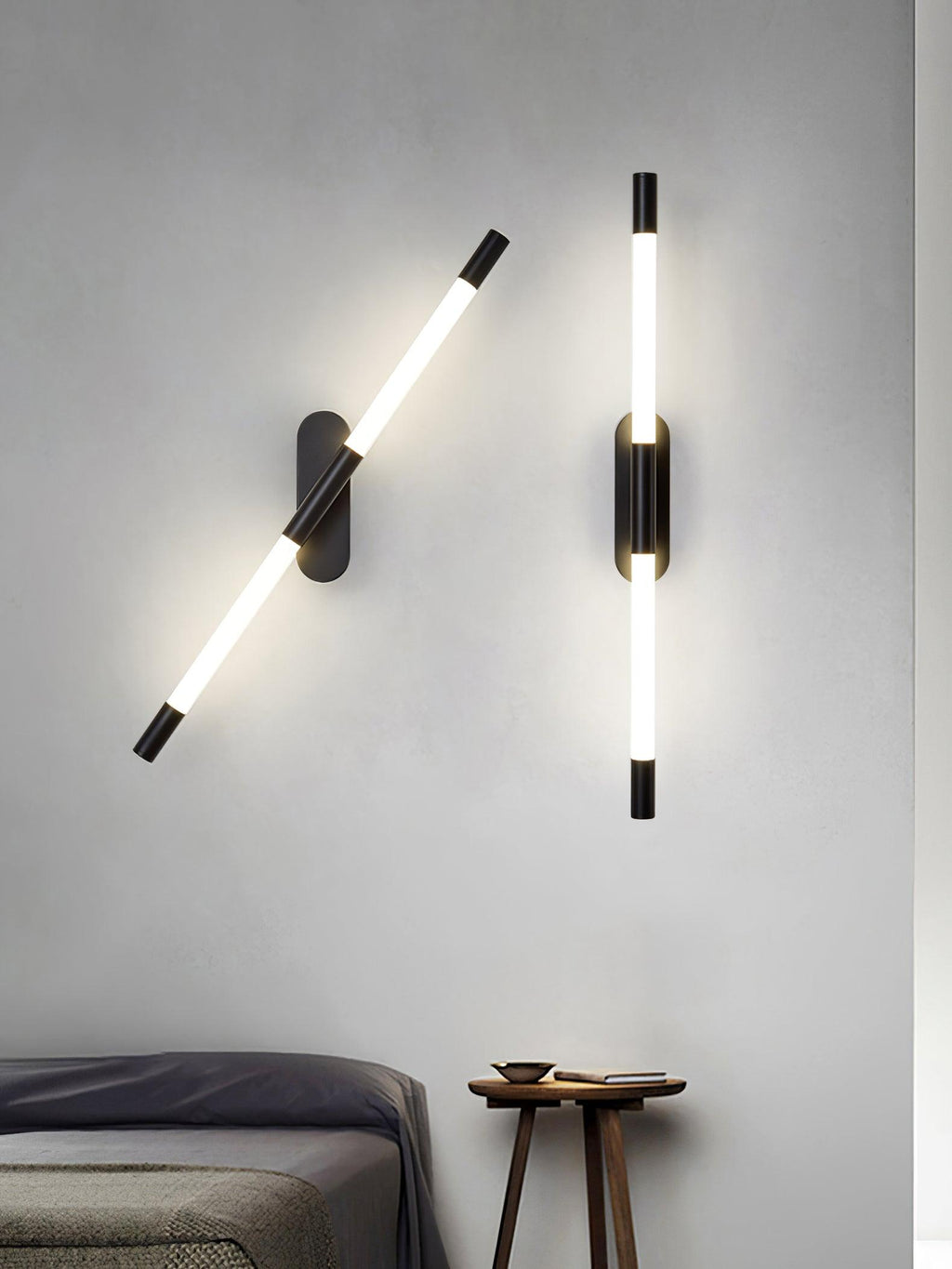 Ulvenwyn Acrylic Wall Light-Moonnatur