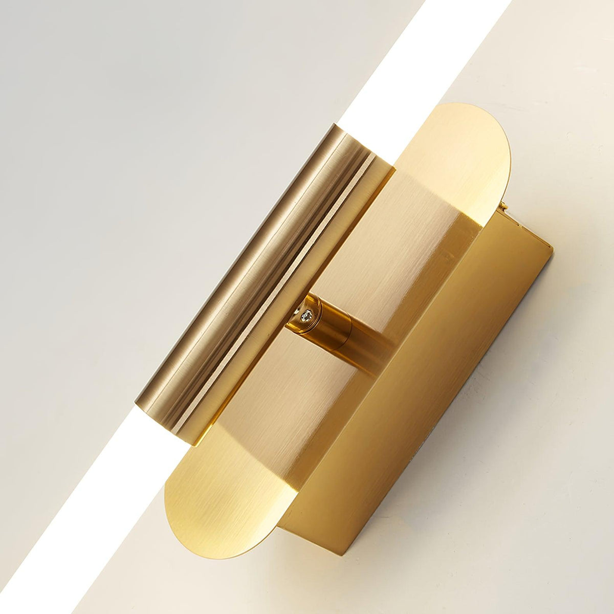 Ulvenwyn Acrylic Wall Light-Moonnatur