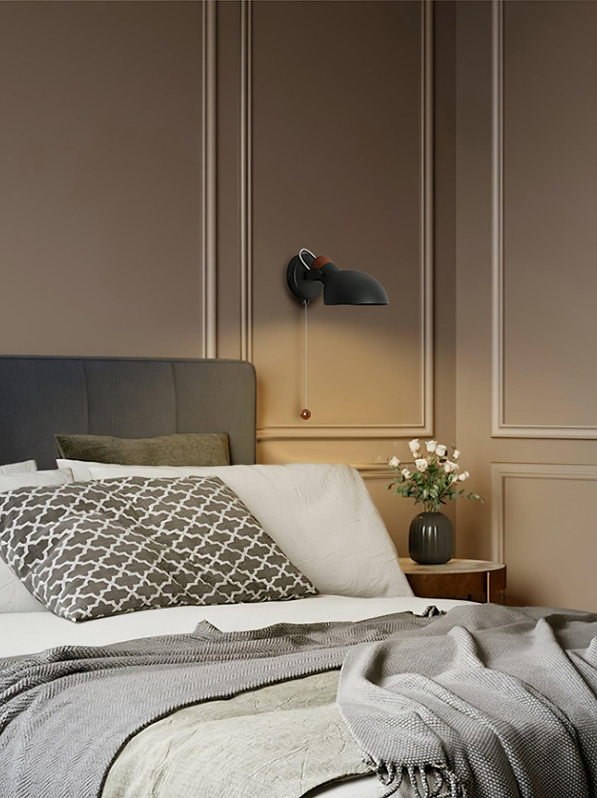 Ovrina Metal Wall Lamp-Moonnatur