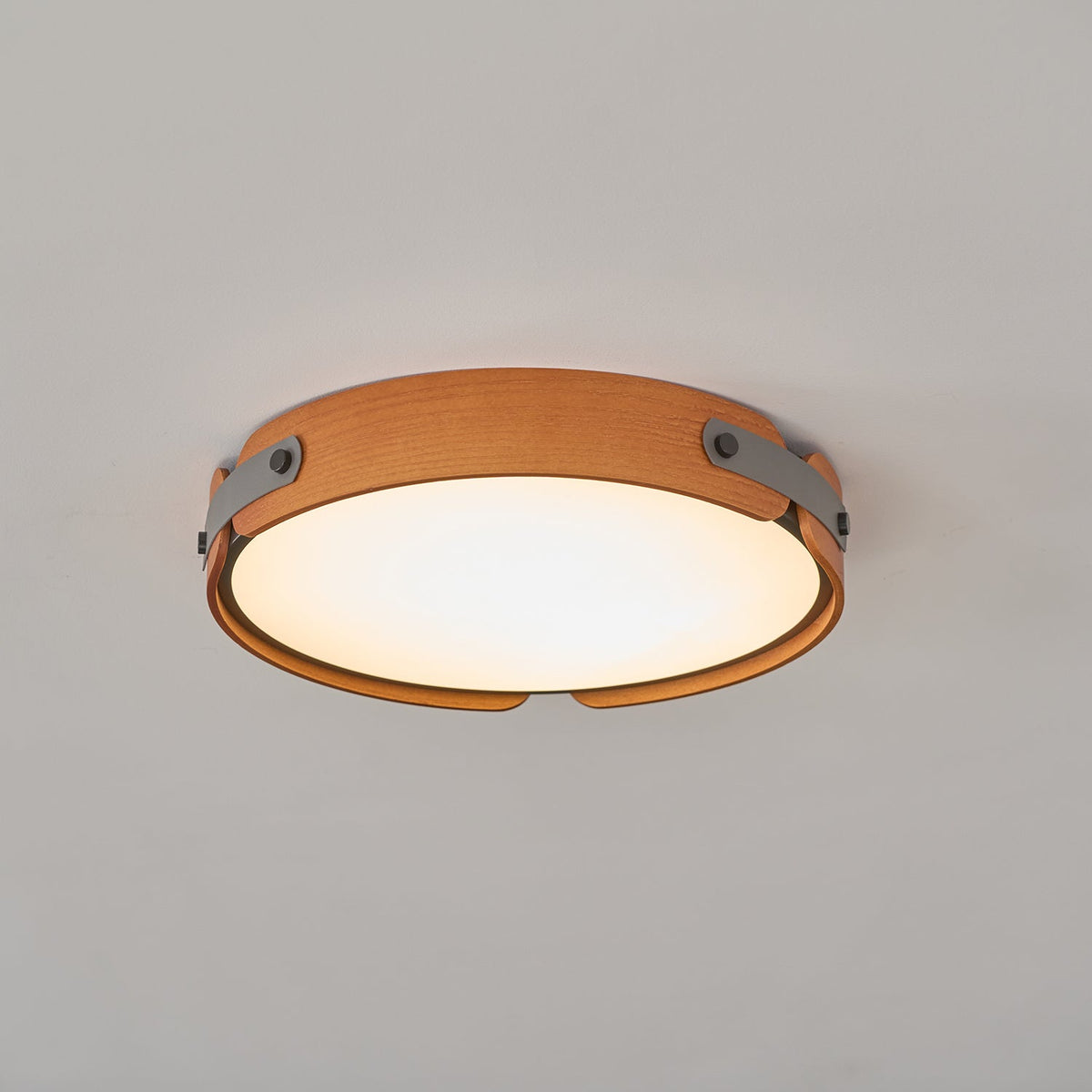Ordeloria Wood Ceiling Light-Moonnatur