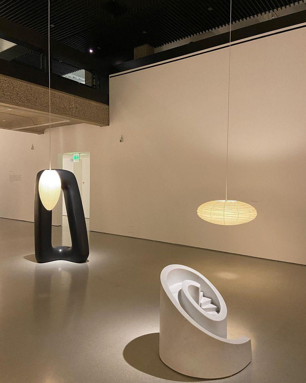Lavenora Paper Pendant Light-Moonnatur
