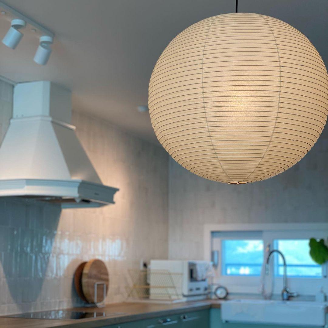 Dewavelle Paper Pendant Light-Moonnatur