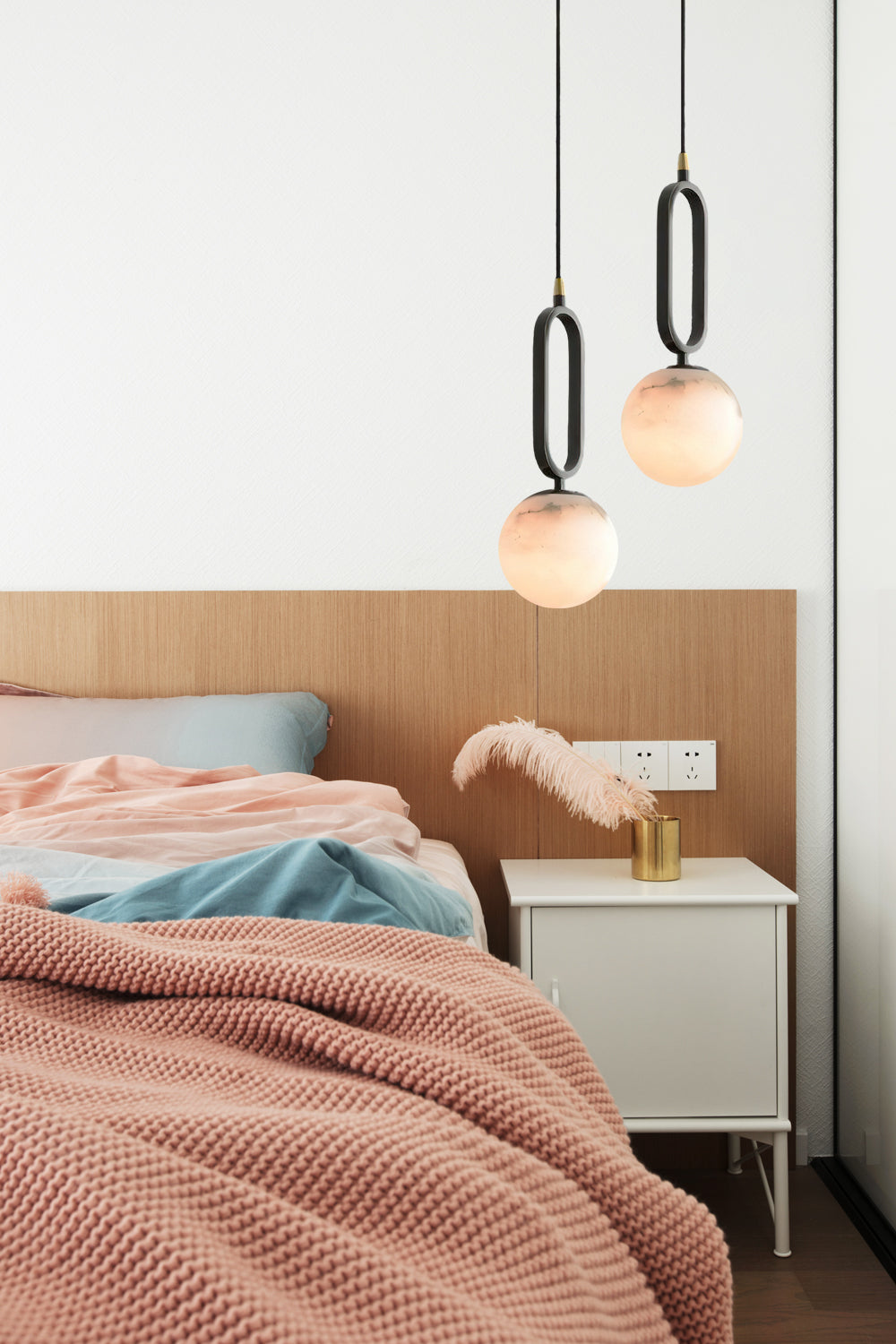 Rildenelis Alabaster Pendant Light-Moonnatur