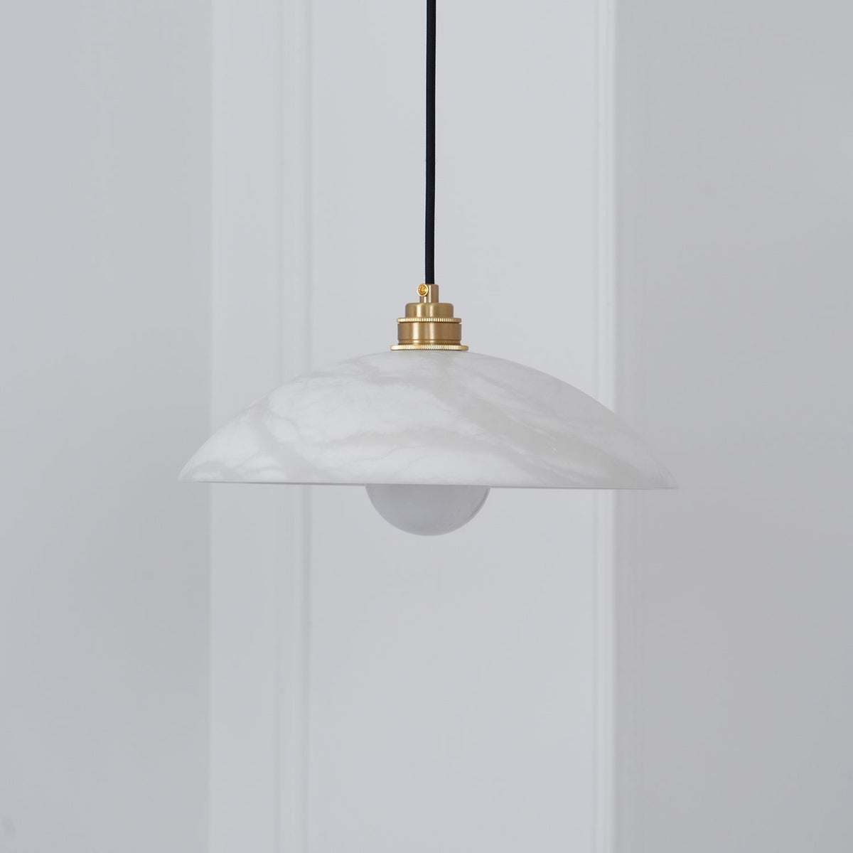 Penrelwyn Alabaster Pendant Light-Moonnatur