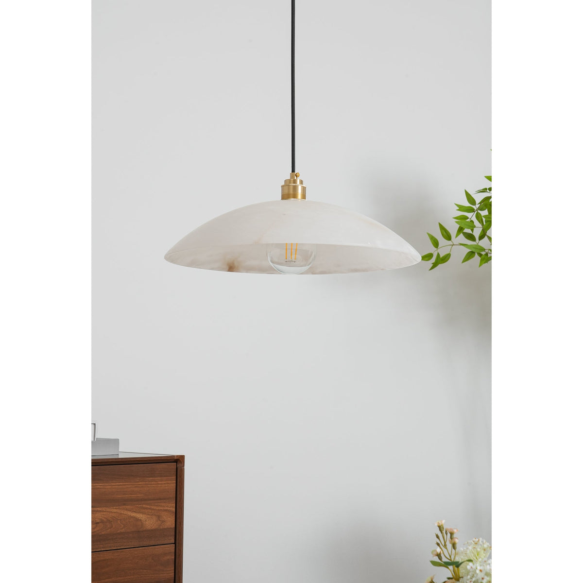 Penrelwyn Alabaster Pendant Light-Moonnatur