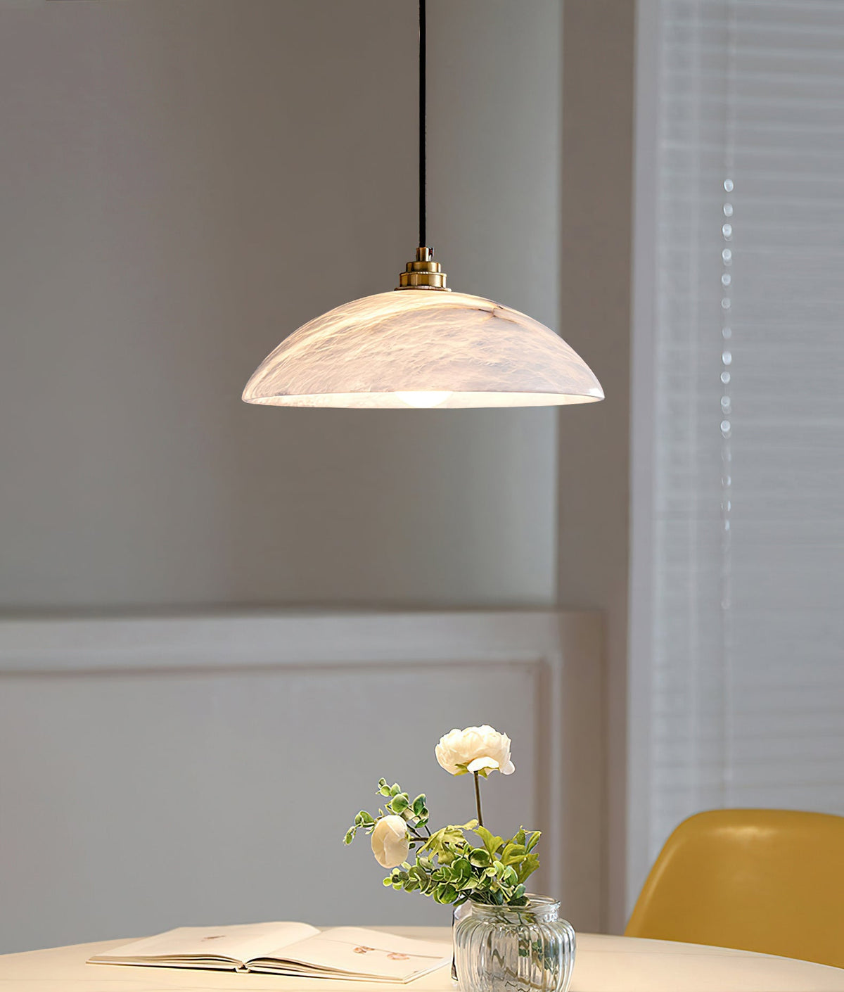 Penrelwyn Alabaster Pendant Light-Moonnatur