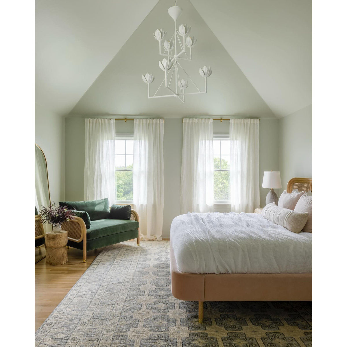 Ylenia Brass Chandelier-Moonnatur