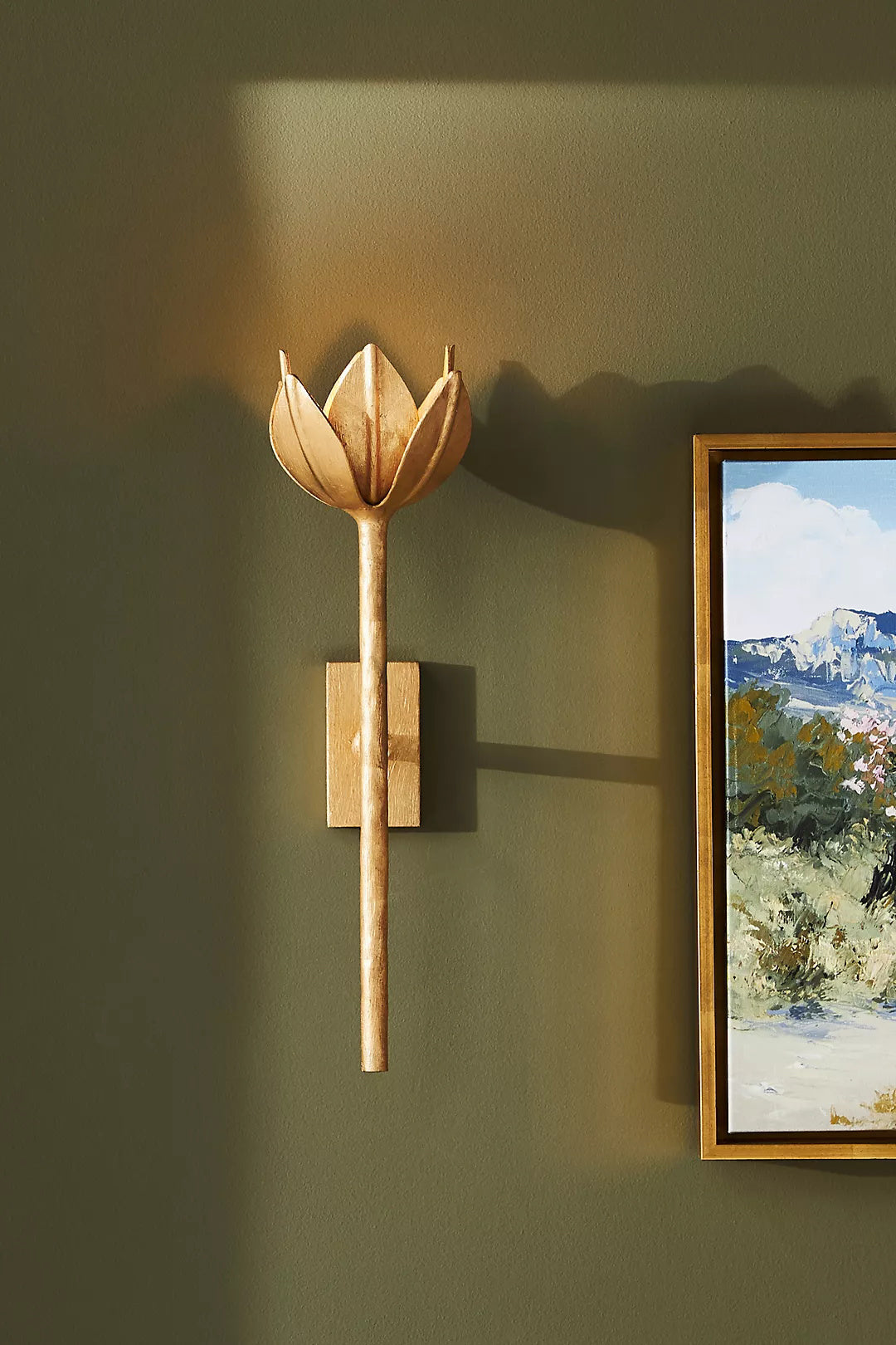 Lathengrove Brass Wall Light-Moonnatur