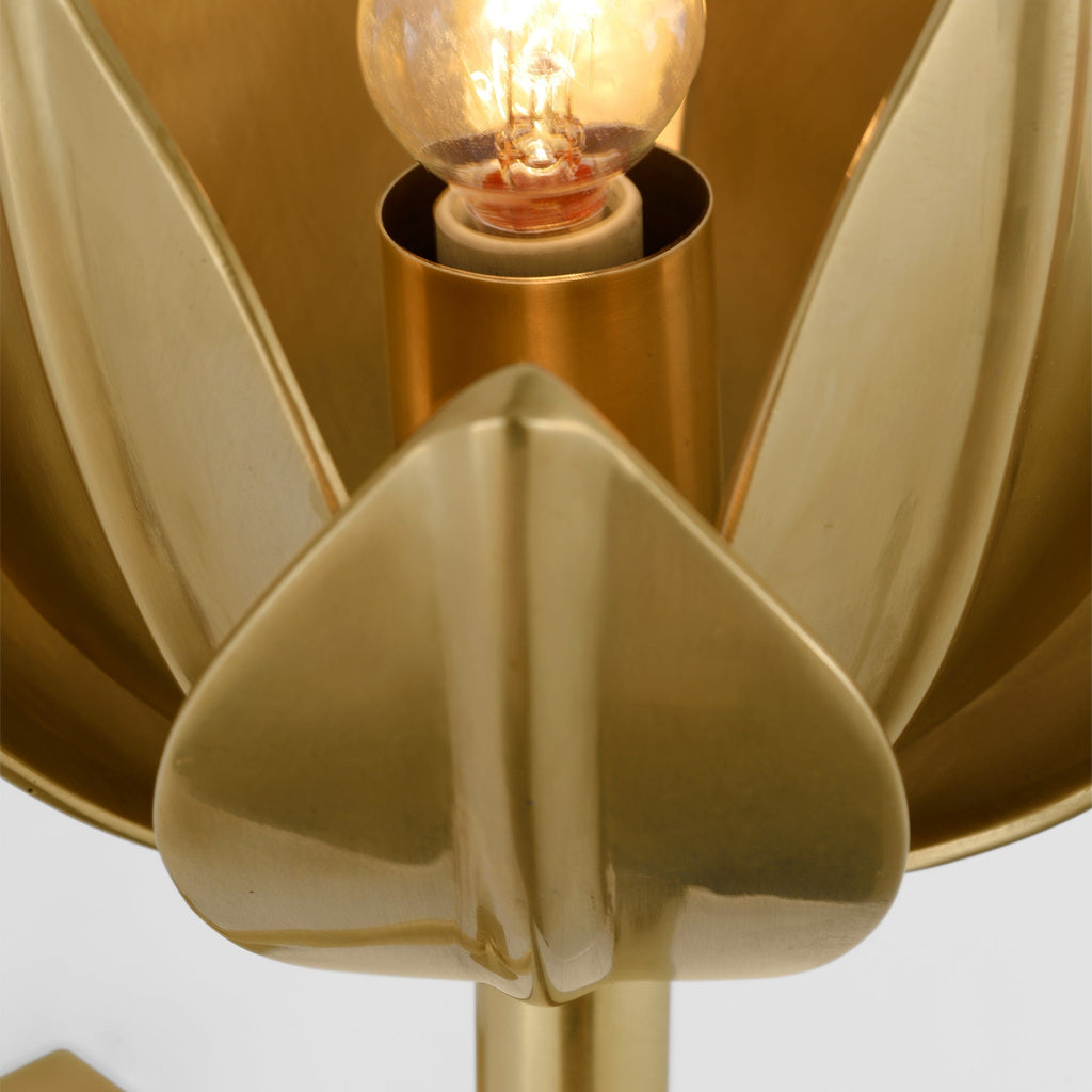Lathengrove Brass Wall Light-Moonnatur