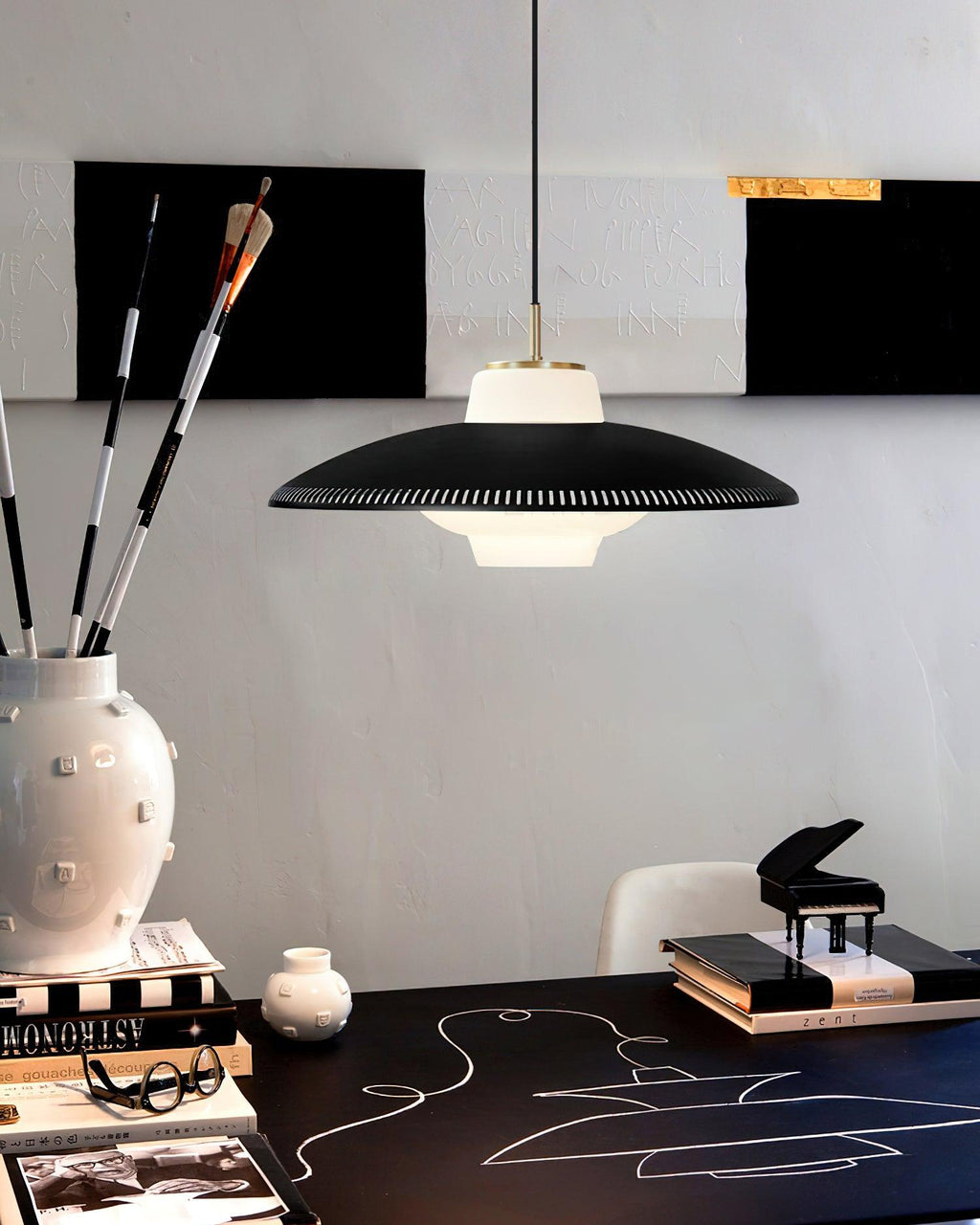 Ravelena Glass Pendant Light-Moonnatur