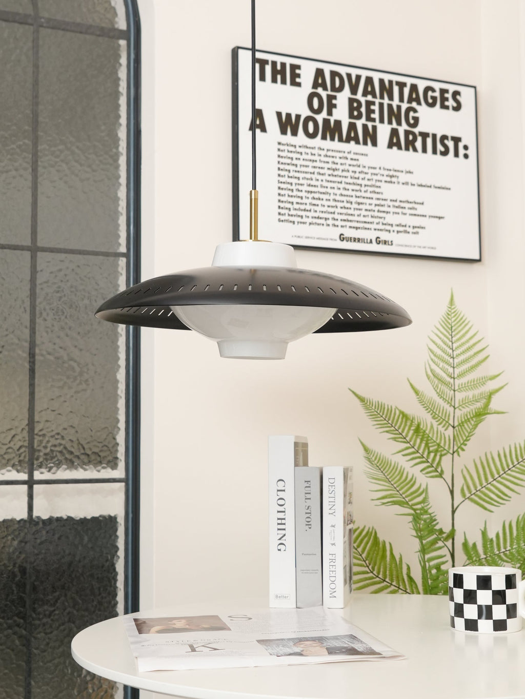 Ravelena Glass Pendant Light-Moonnatur