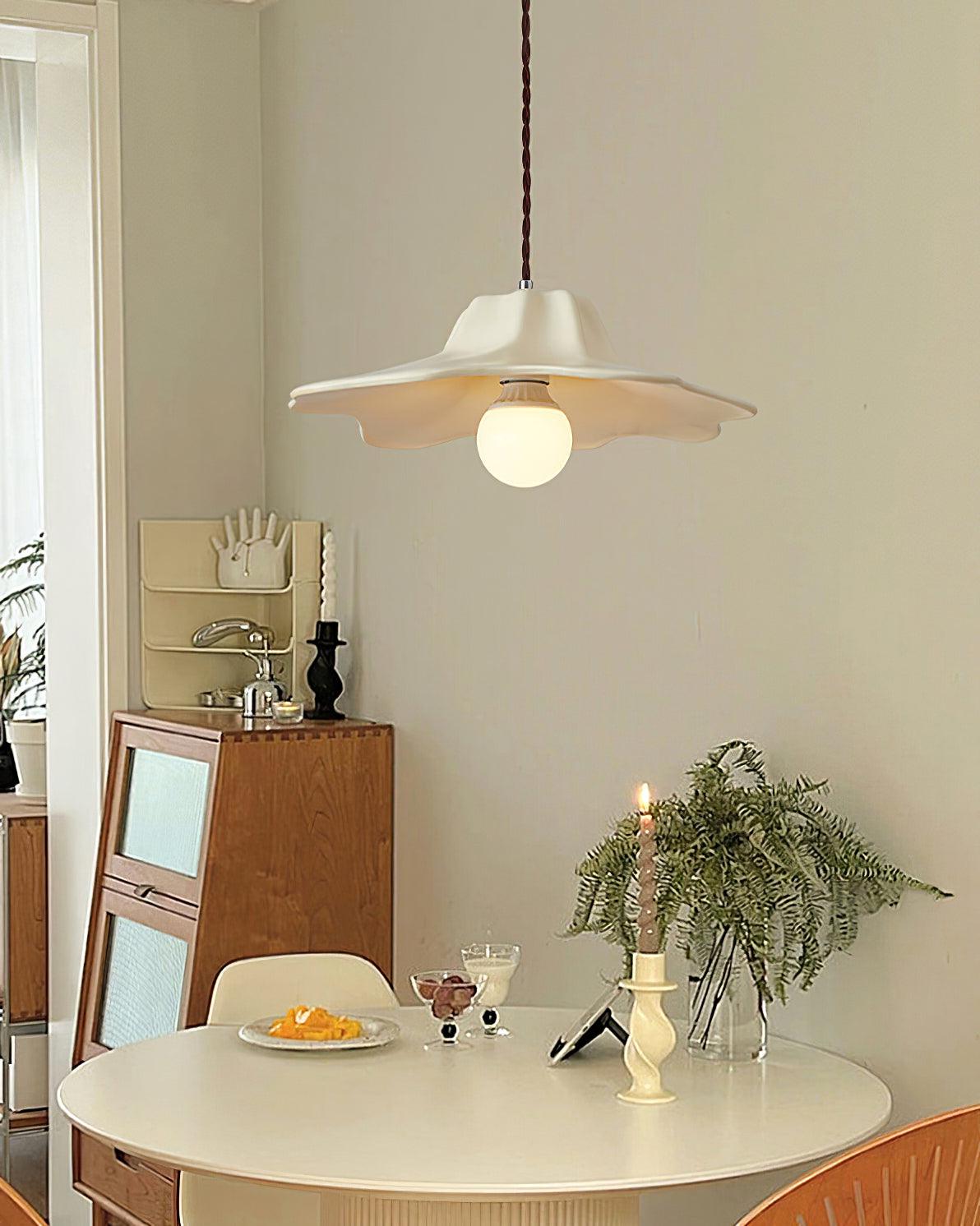 Oveline Resin Pendant Lamp-Moonnatur