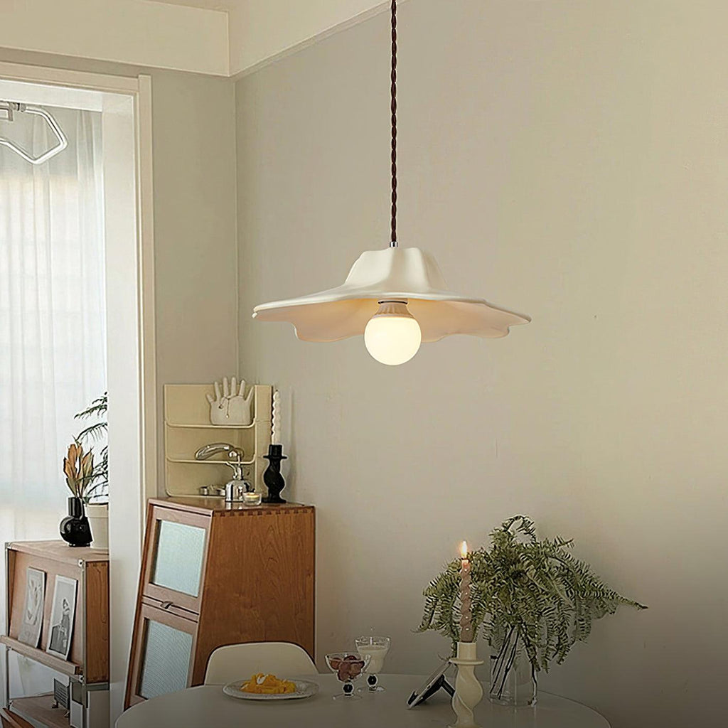Oveline Resin Pendant Lamp-Moonnatur