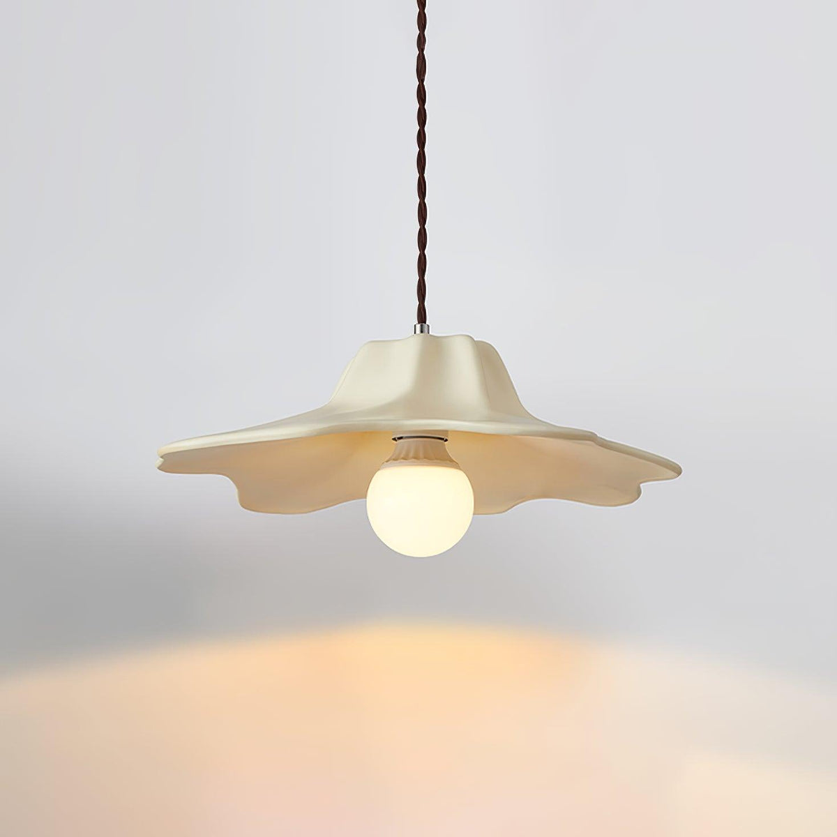 Oveline Resin Pendant Lamp-Moonnatur
