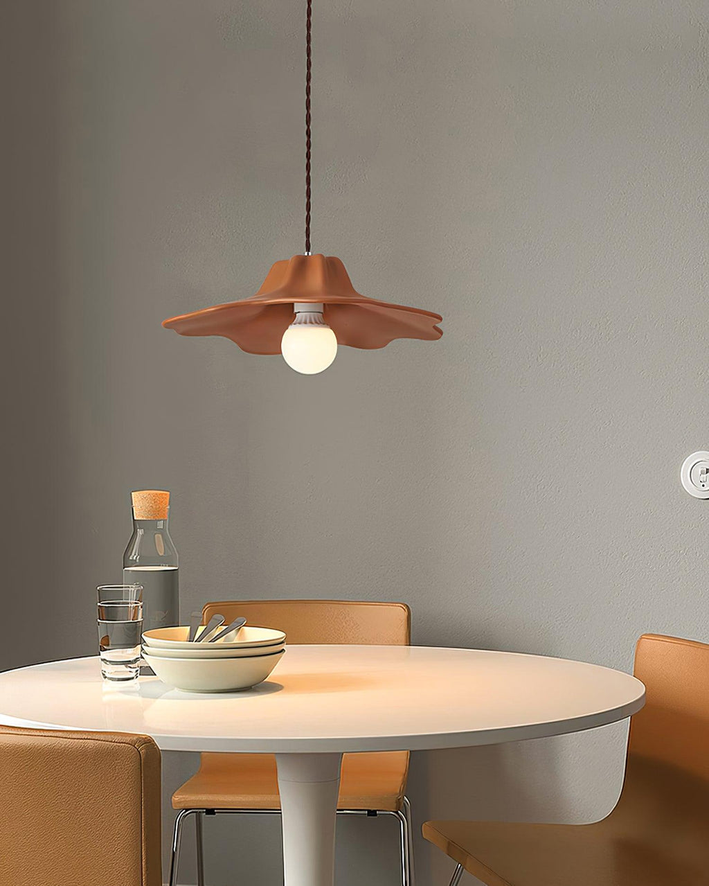 Oveline Resin Pendant Lamp-Moonnatur