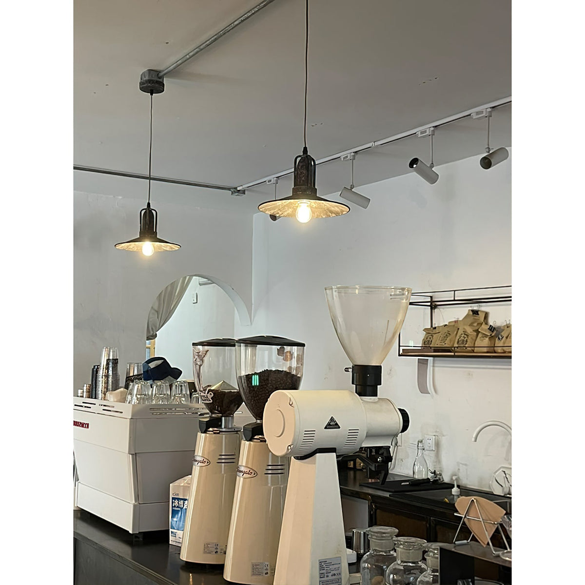 Jorrenfield Iron Pendant Light-Moonnatur