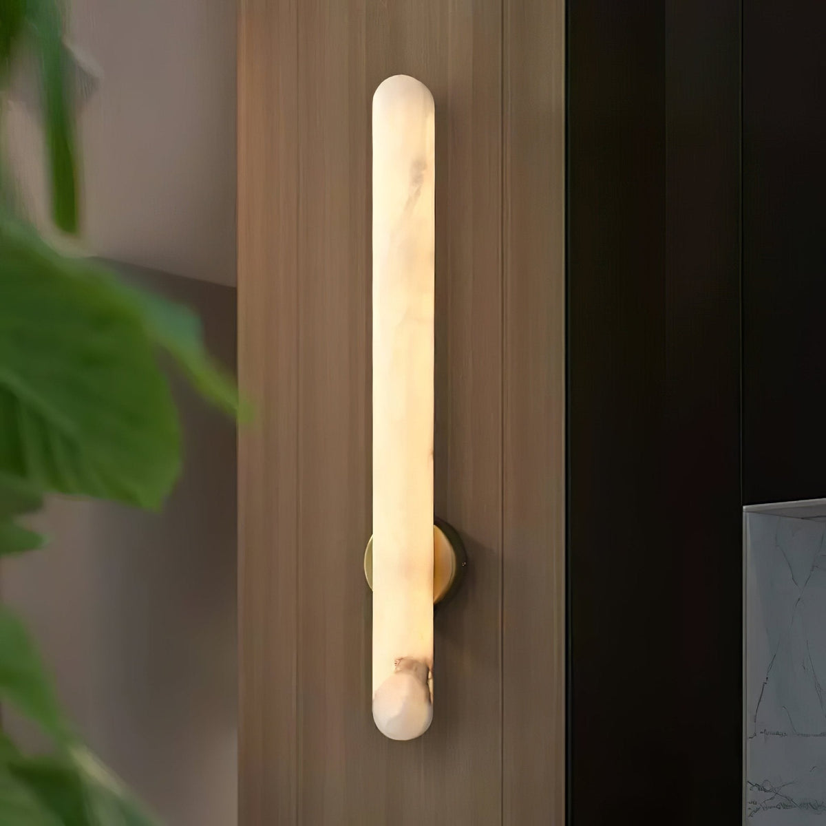 Sorrelelis Alabaster Wall Light-Moonnatur