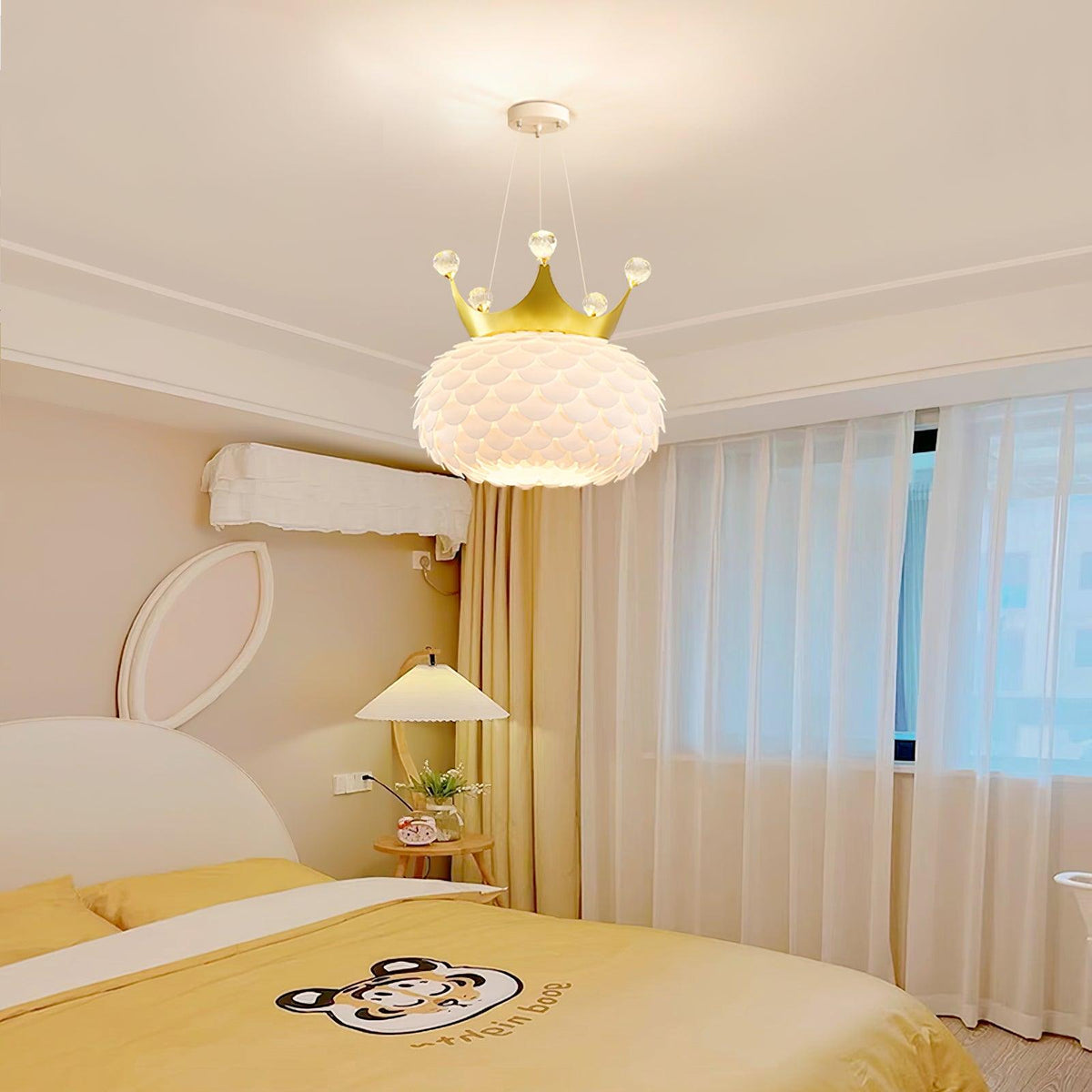 Dulcavelle Crystal Pendant Light-Moonnatur
