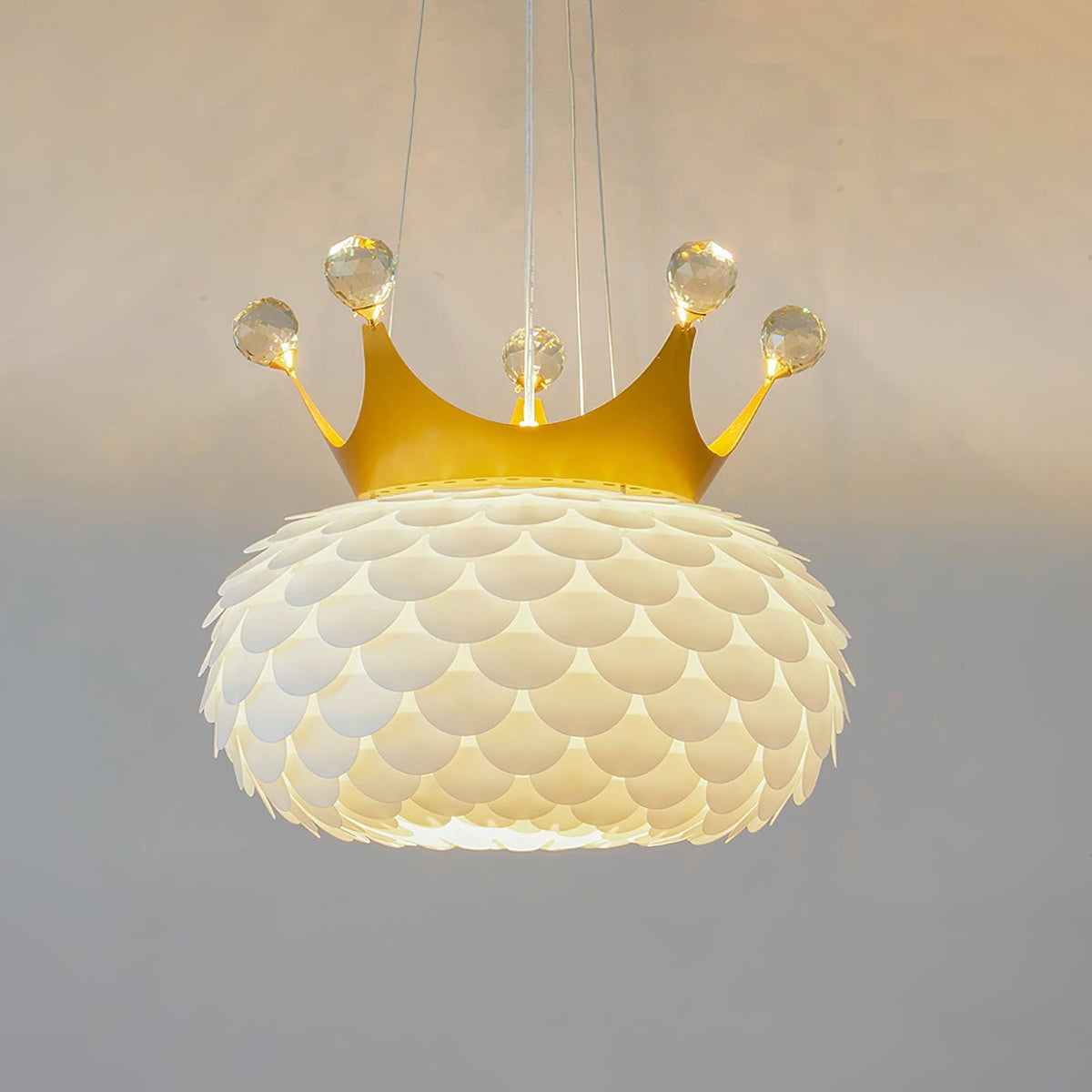 Dulcavelle Crystal Pendant Light-Moonnatur
